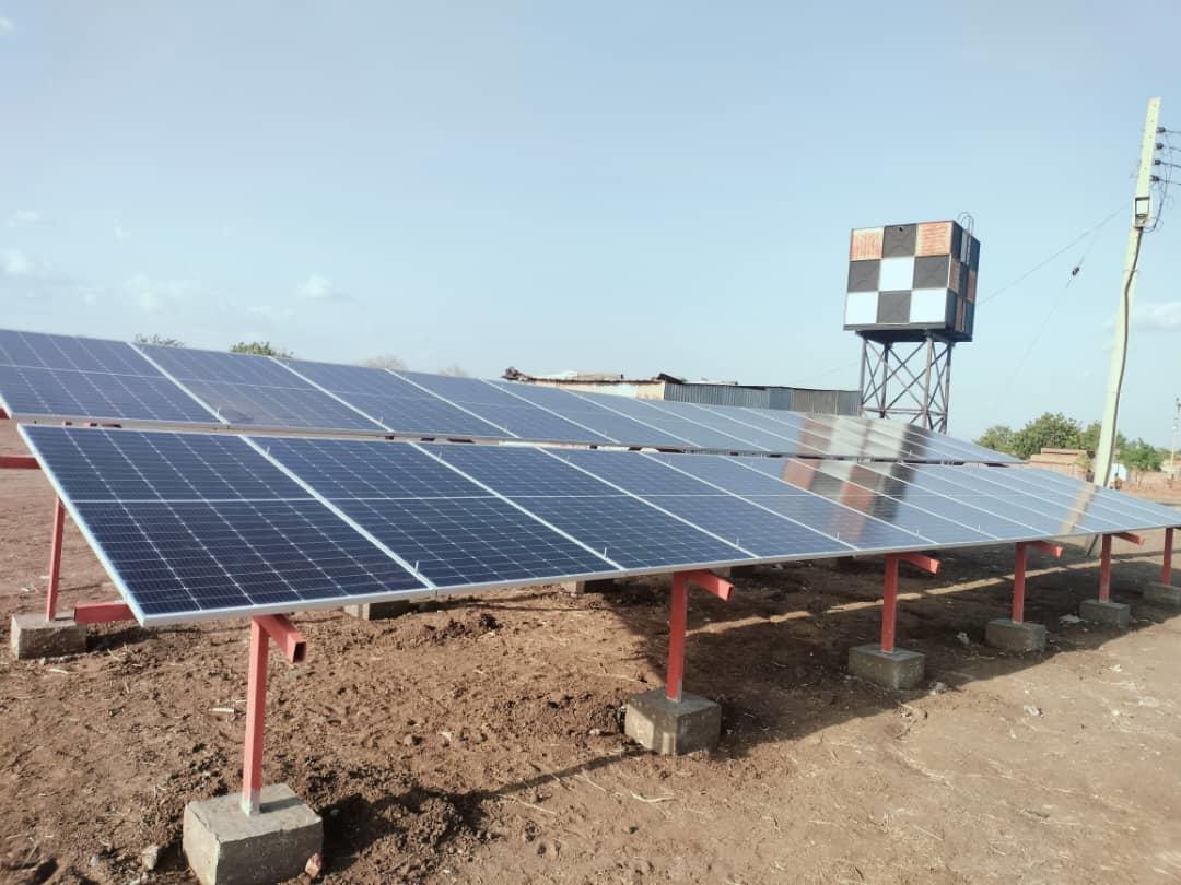 Solar-powered drinking water project in Umm Benin